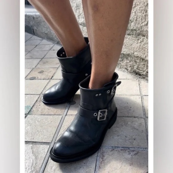 GOLDEN GOOSE Black  Biker Bootie Italy SZ 39   New Never Worn - Picture 2 of 13